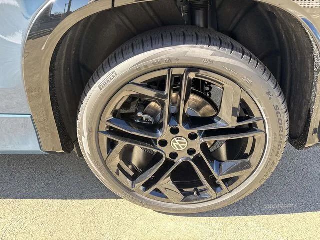 2026 Volkswagen Tiguan SE R-LINE BLACK - Photo 6