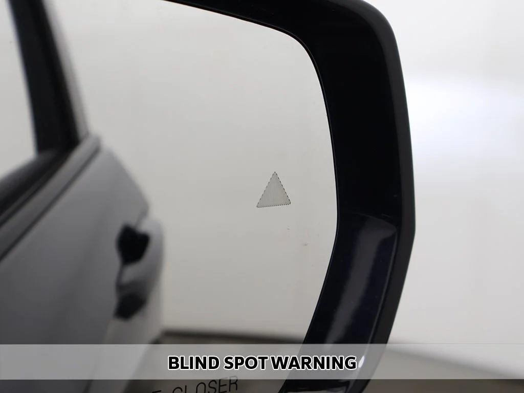 Used 2022 Gray Jeep Limited image 7
