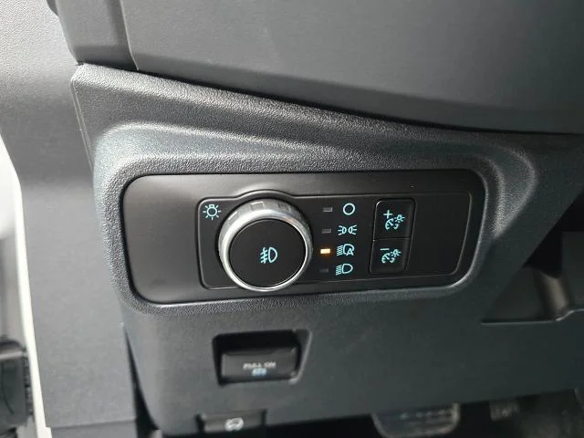 New 2025 Oxford White Ford Badlands® image 51