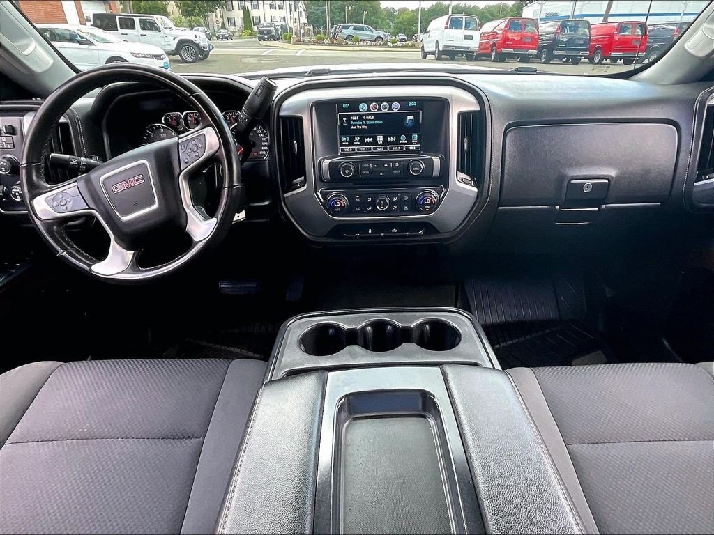 Used 2017 Silver GMC SLE image 21