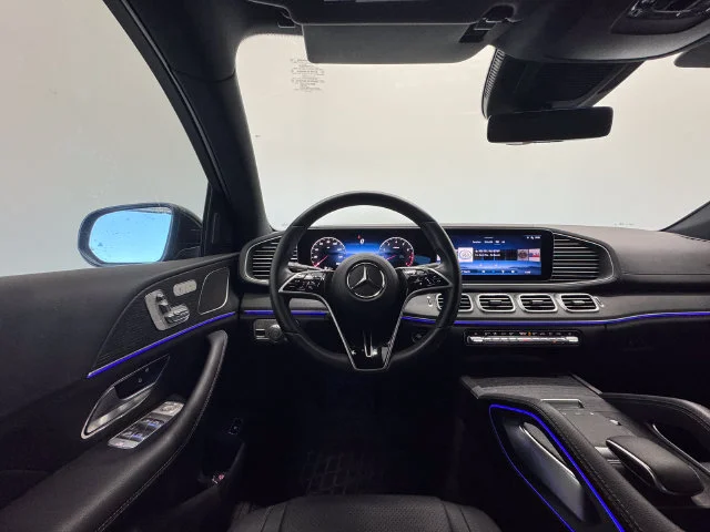 Certified Used 2025 Obsidian Black Metallic Mercedes-Benz GLE 450 image 22