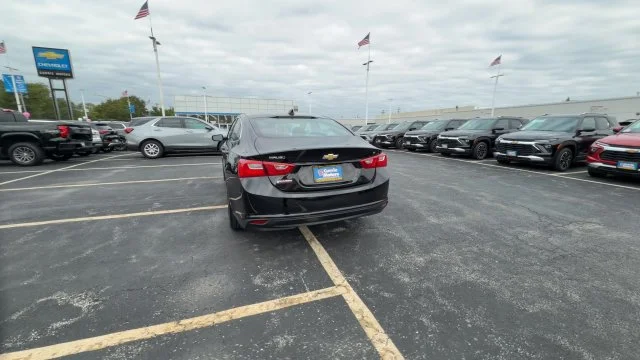 1G1ZD5ST9PF158823