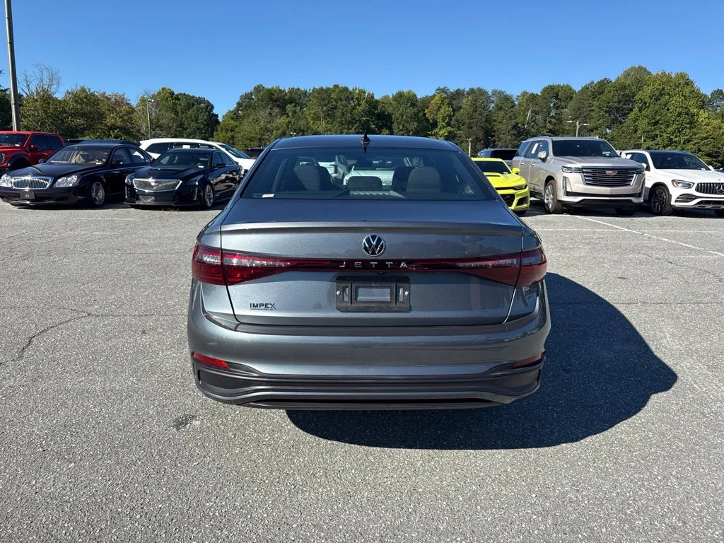 Used 2025 Gray Volkswagen 1.5T Sport image 4