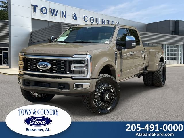 2026 Ford F-450 Platinum 4x4 Crew Cab 8' Box DRW's photo