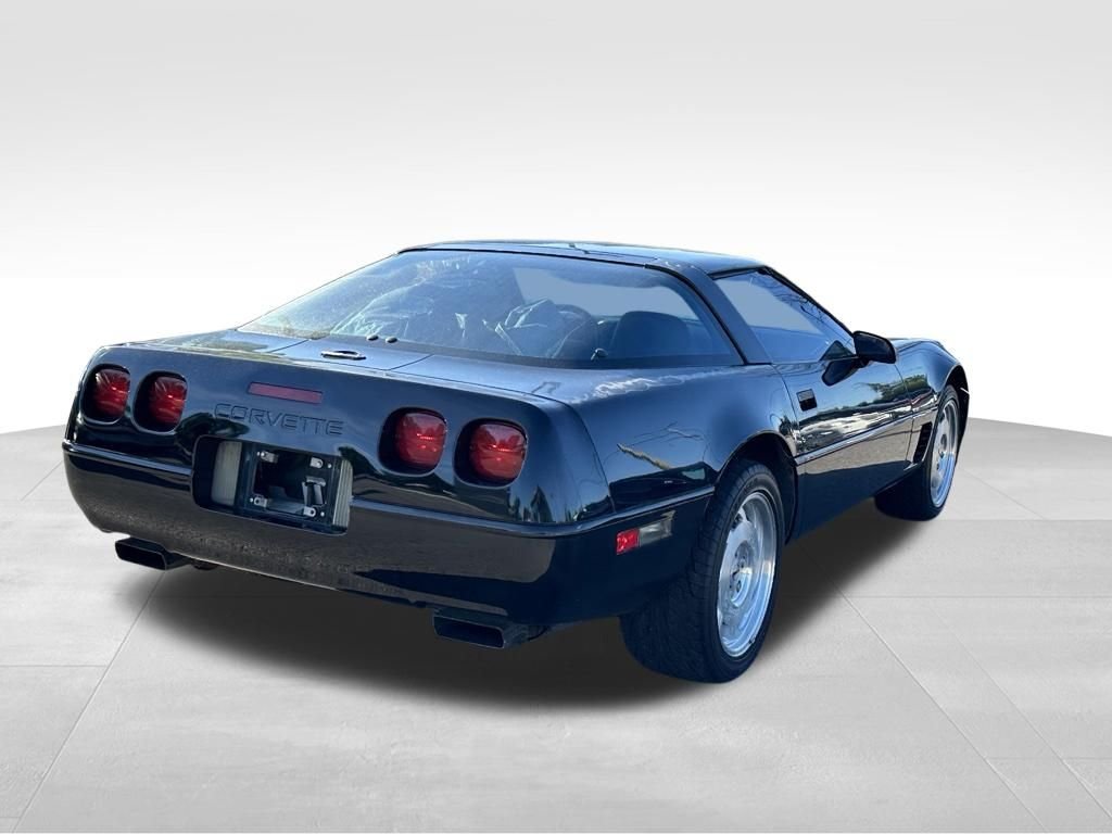 Used 1995  Chevrolet Base image 4