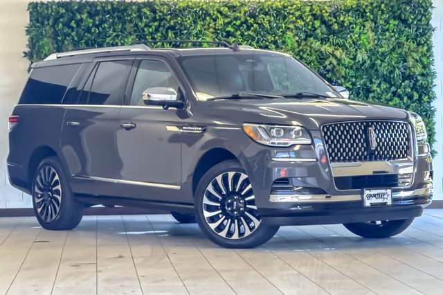 2024 Lincoln Navigator Black Label