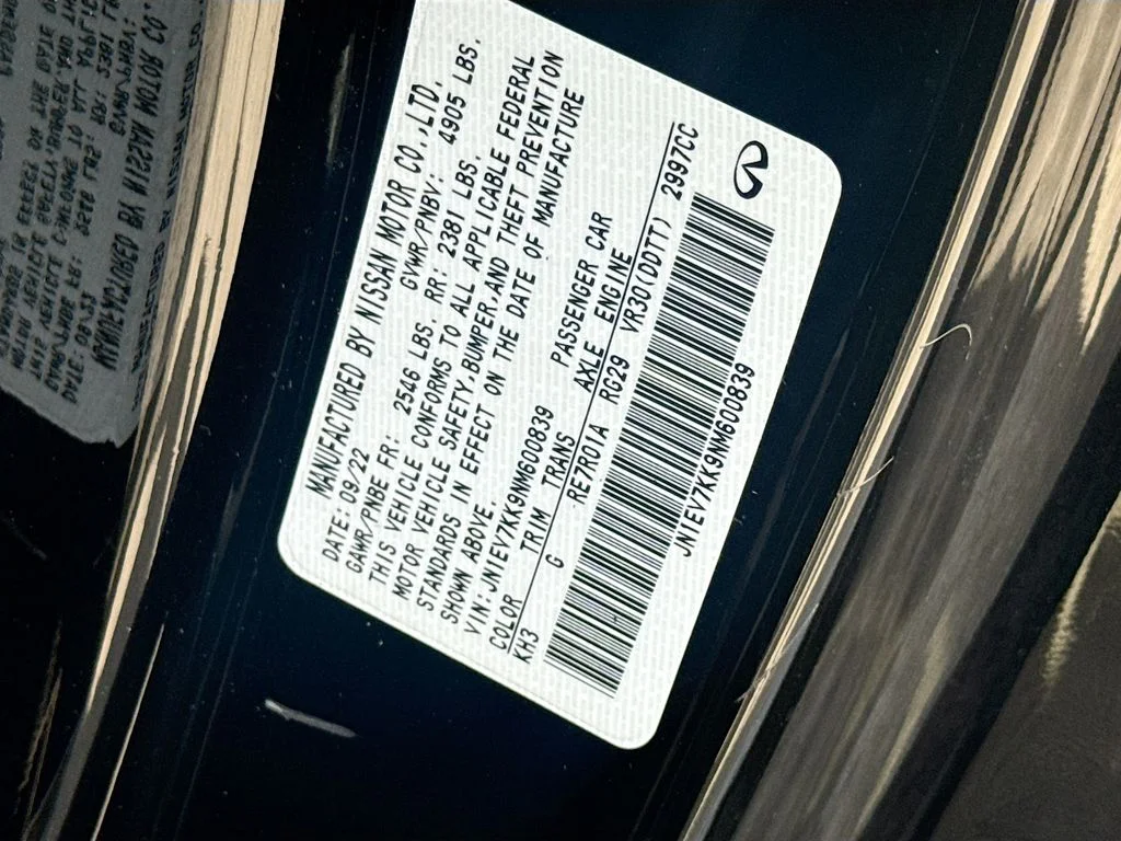 Used 2022 Black INFINITI LUXE image 34
