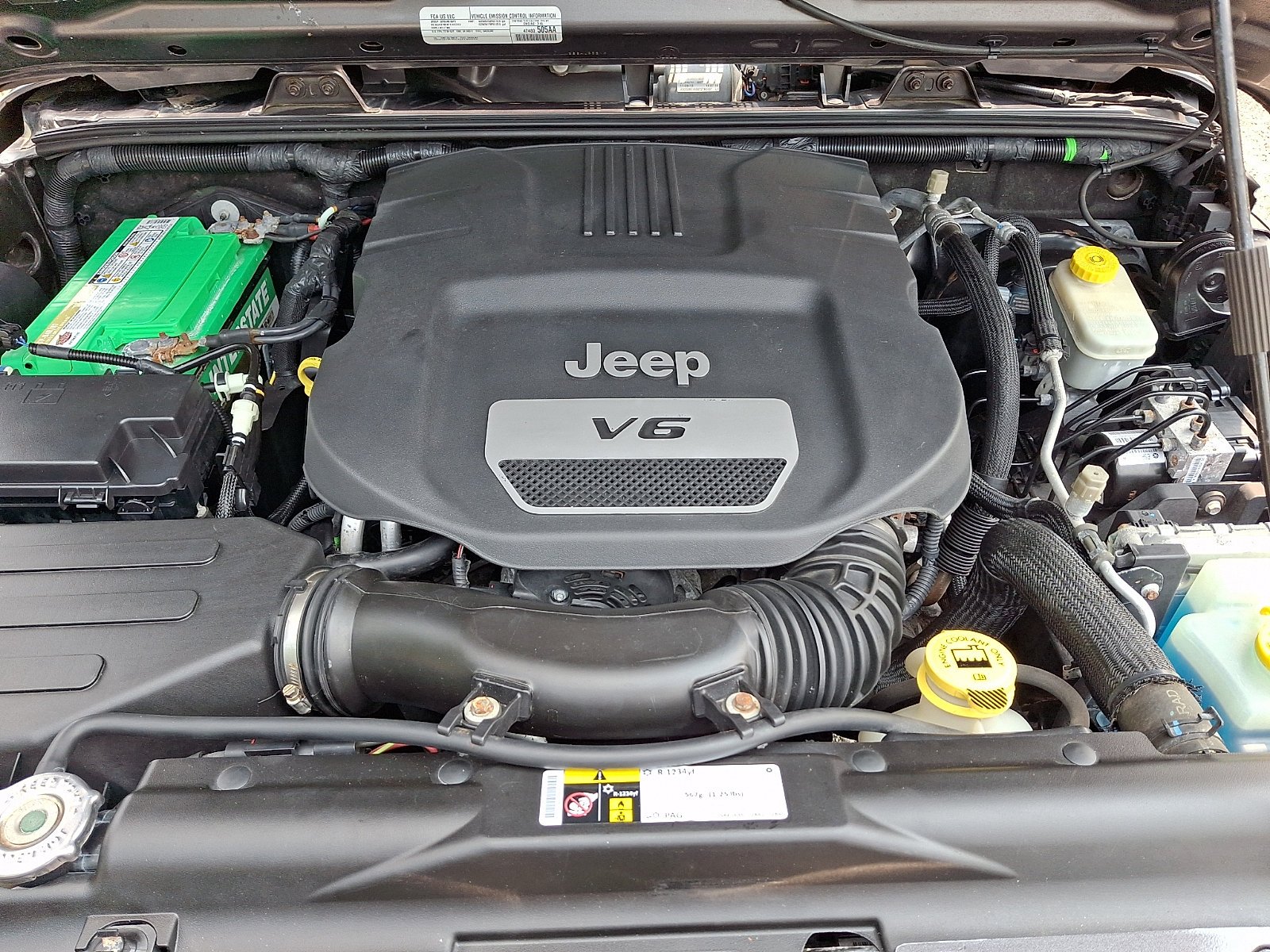 Used 2016 Granite Crystal Metallic Clearcoat Jeep Sport image 26