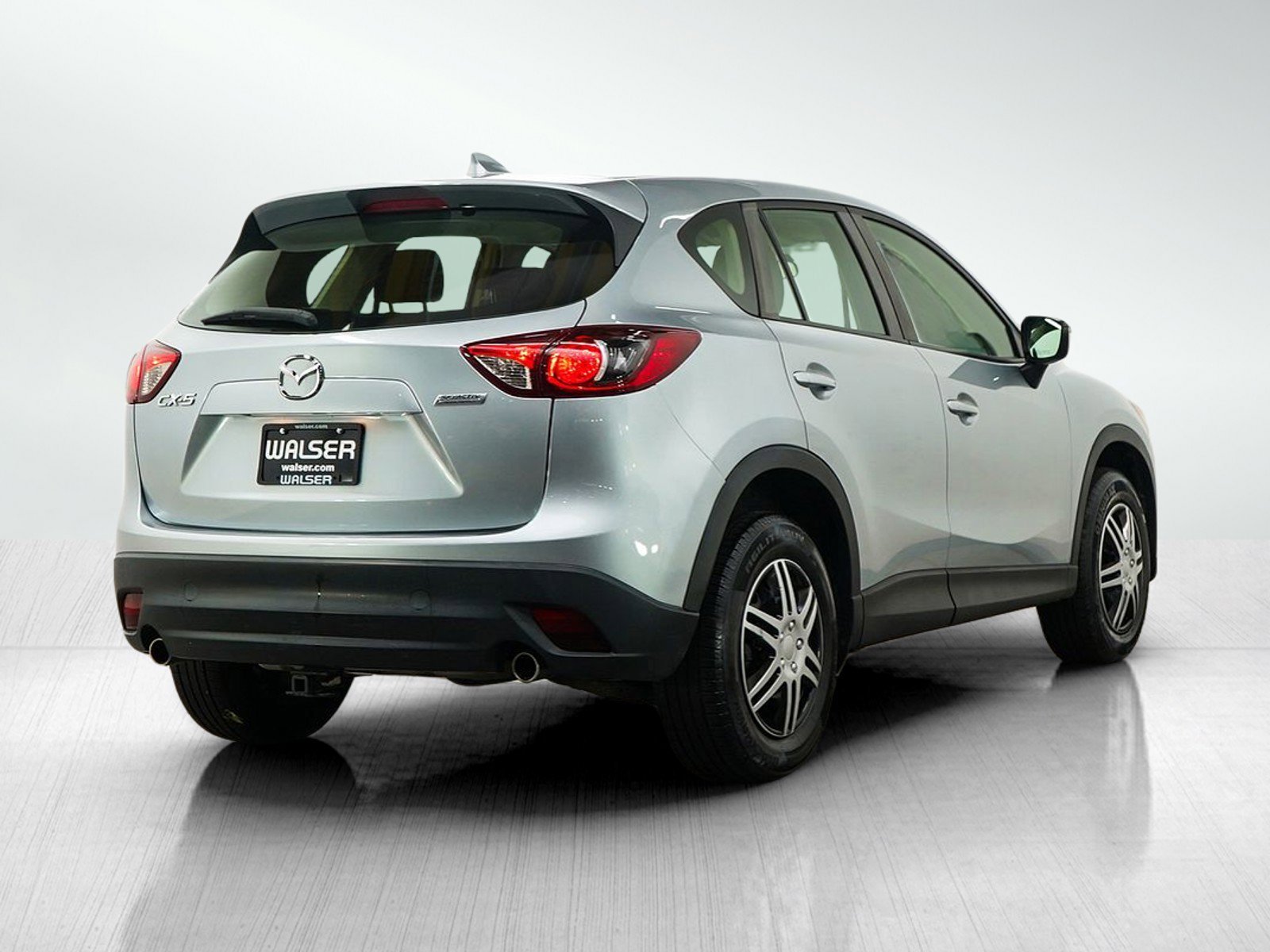 Used 2016 Sonic Silver Metallic Mazda Sport image 5