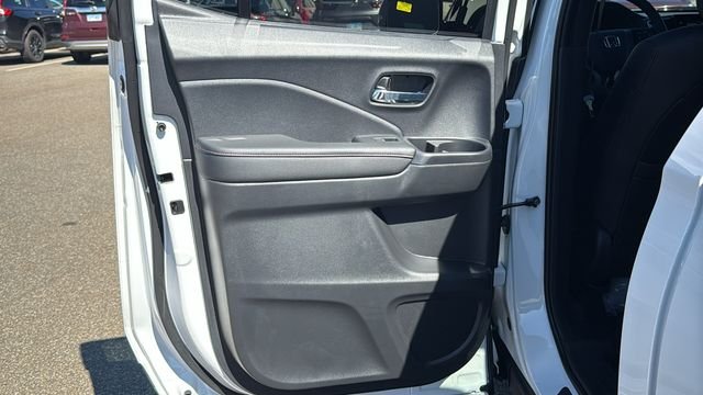 New 2026 Platinum White Pearl Honda Black Edition Two-Tone image 24