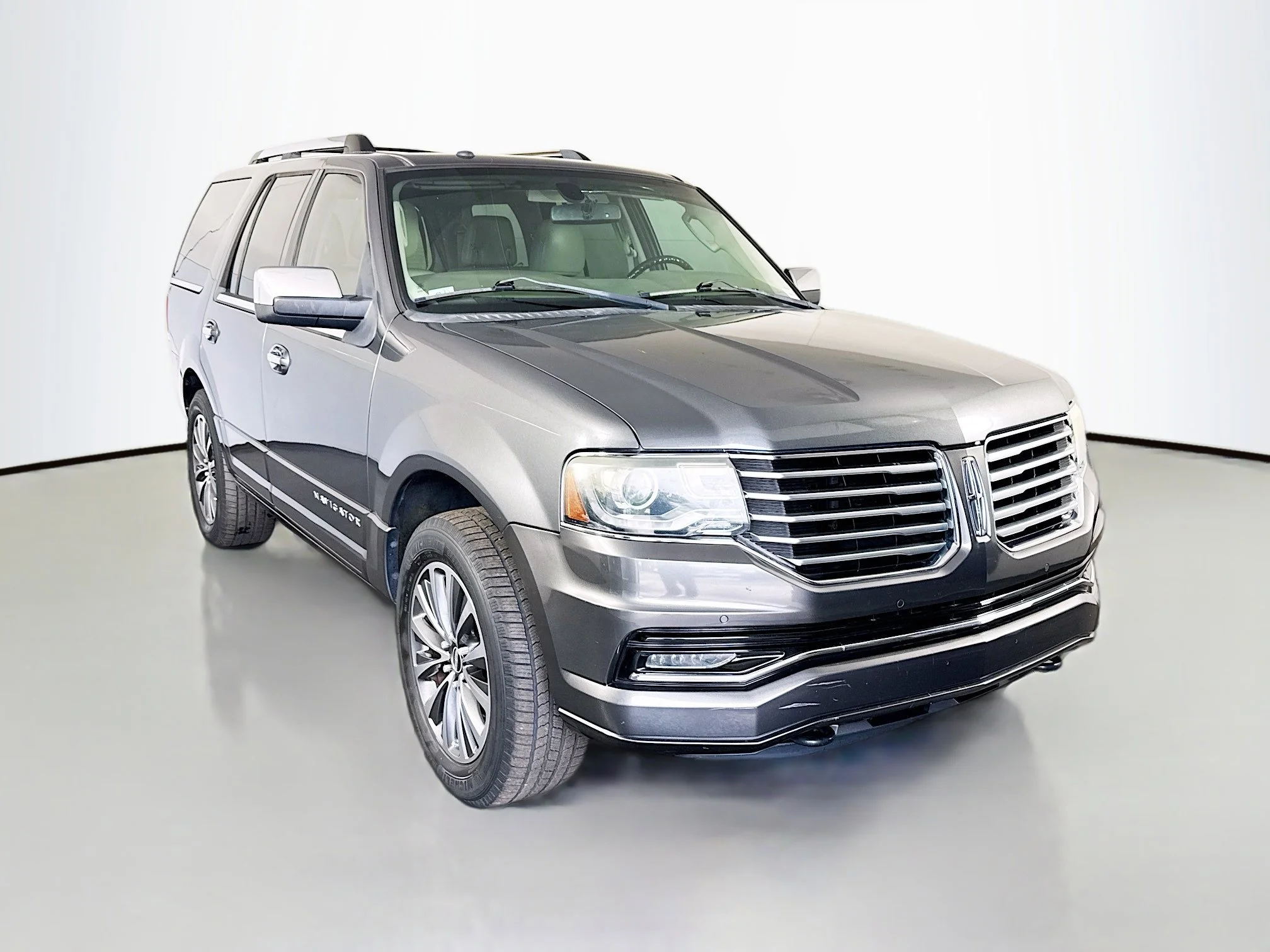 2015 Lincoln Navigator 4x2's photo