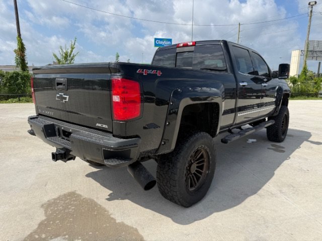 Used 2015 Black Chevrolet High Country image 5