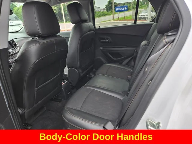 Used 2020 White Chevrolet LT image 12