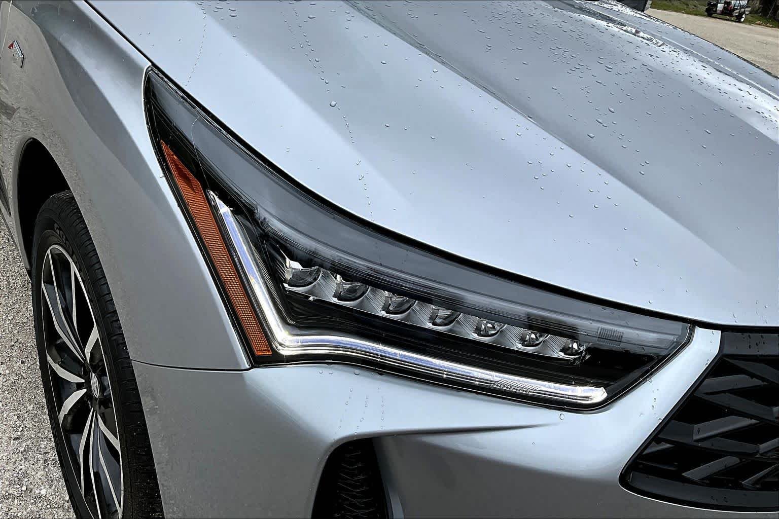 New 2026 Solar Silver Metallic Acura w/A-Spec Advance Package image 13