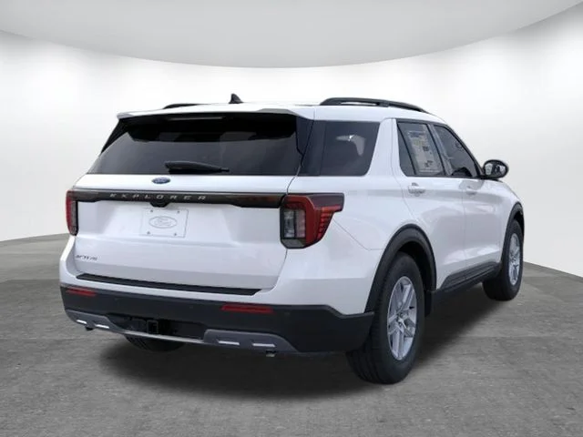 New 2026 Star White Metallic Tri-Coat Ford Active image 39