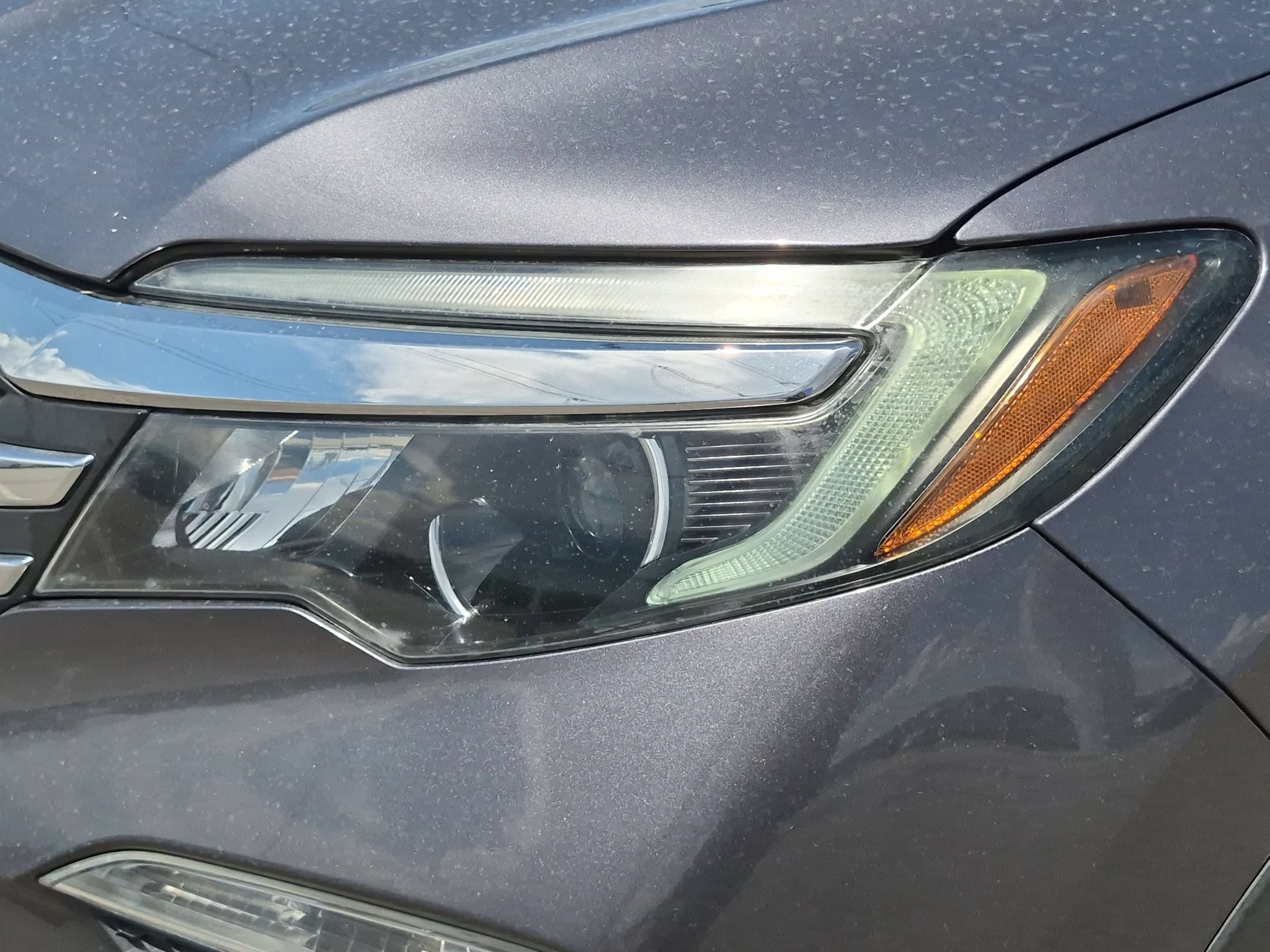 Used 2018 Black Honda EX-L image 10