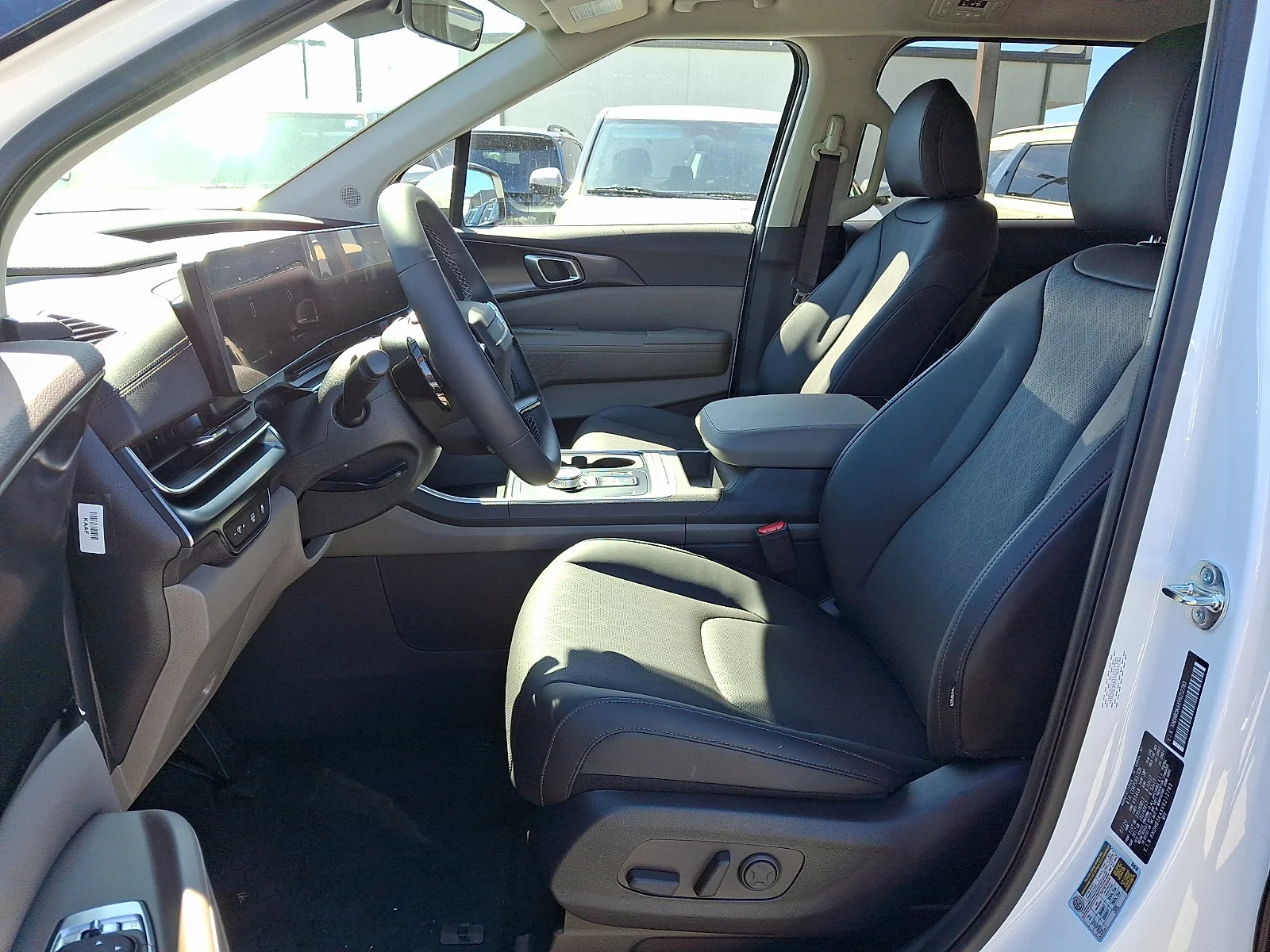 New 2027 White Kia LXS image 12