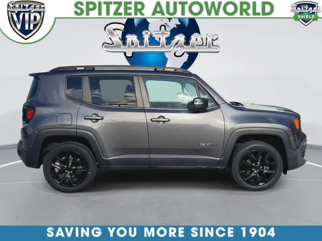 Used 2017 Gray Jeep Latitude image 10