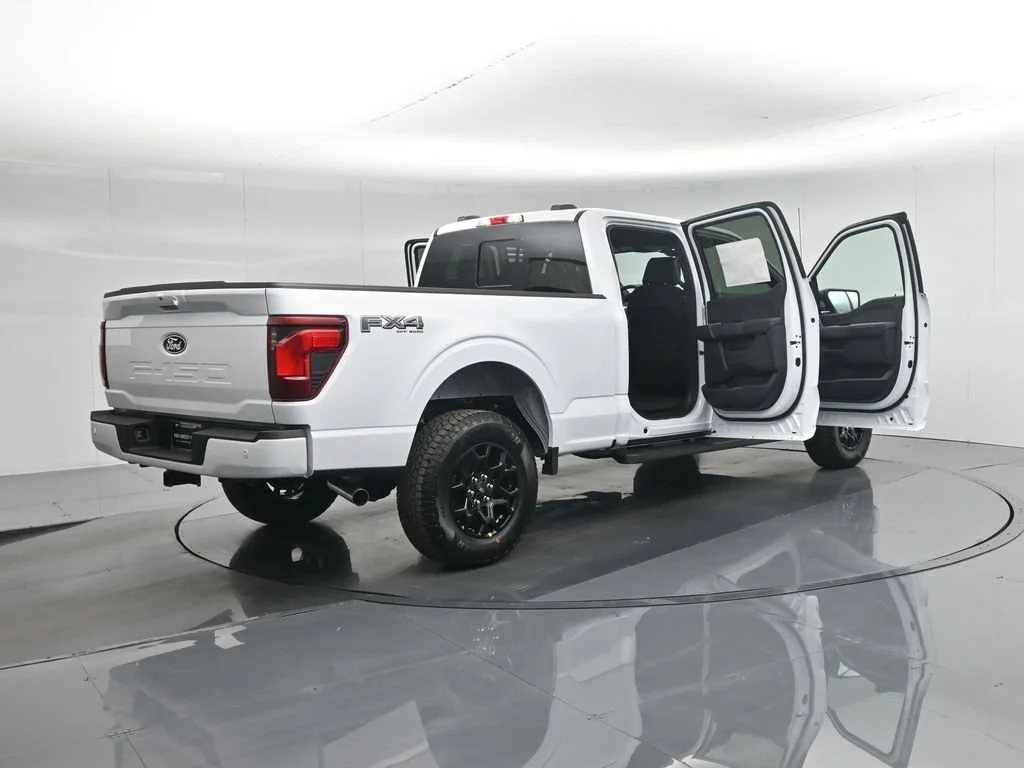 New 2026 White Ford XLT image 31