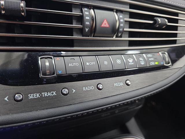 Used 2018 Silver Lexus 500 Base image 23