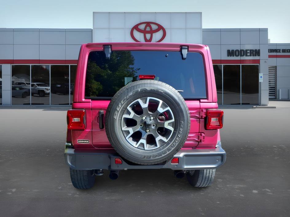 Used 2024 Limited Edition Tuscadero Pearlcoat Jeep Sahara image 4