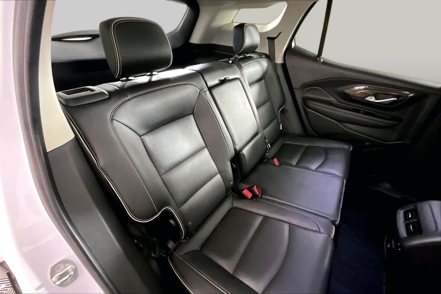 Used 2020 WHITE FROST TRICOAT GMC Denali image 19