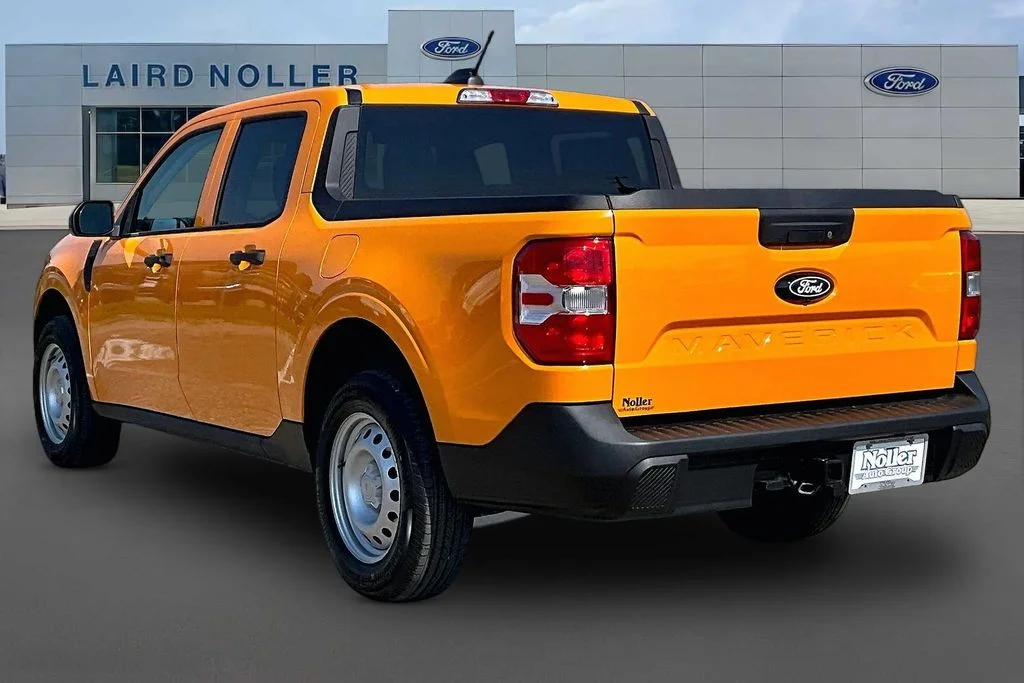 New 2026 Orange Ford XL image 3