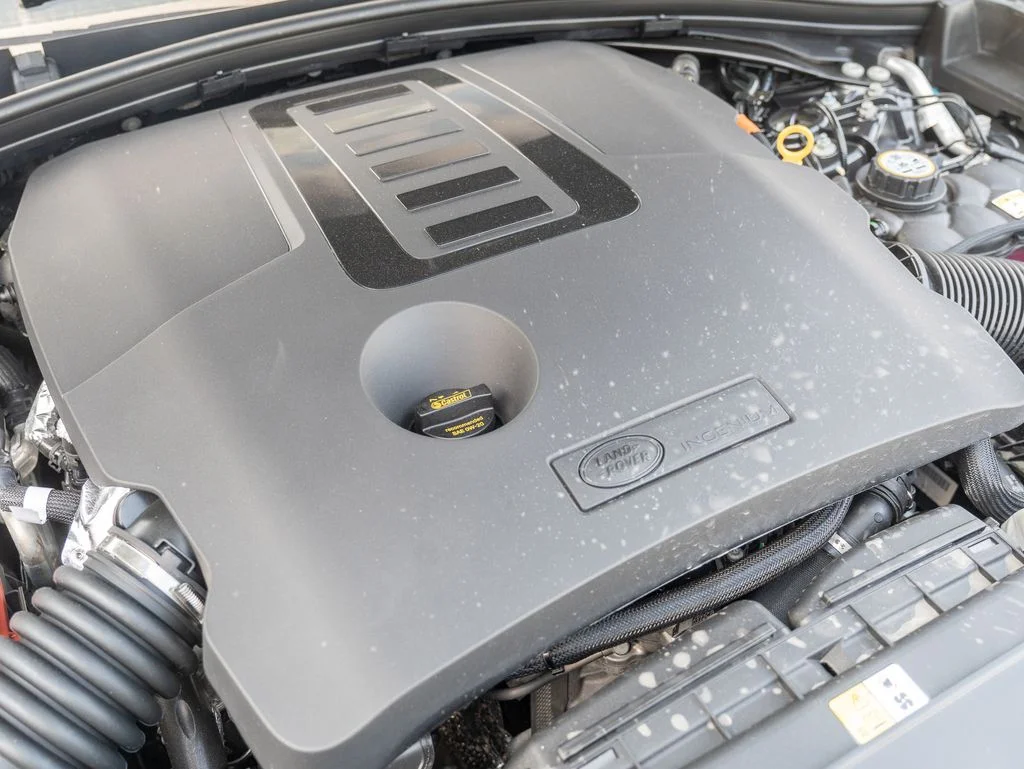 New 2026 Gray Land Rover  image 24