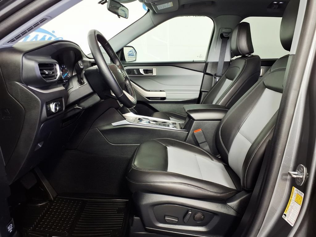 Used 2023 Carbonized Gray Ford XLT image 7