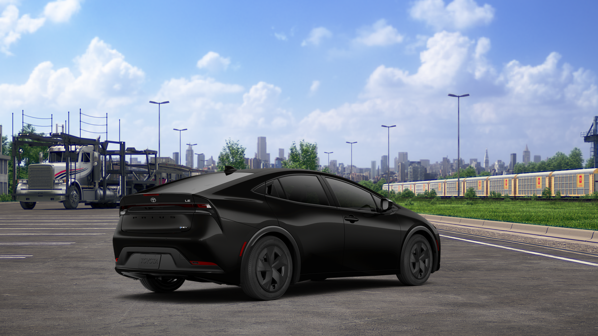 New 2027 Inked Toyota LE image 10