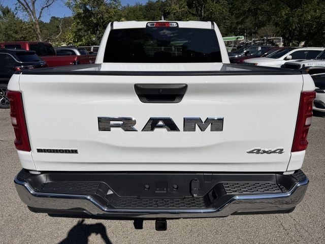 New 2027 Bright White Clear-Coat Exterior Paint RAM Big Horn/Lone Star image 4