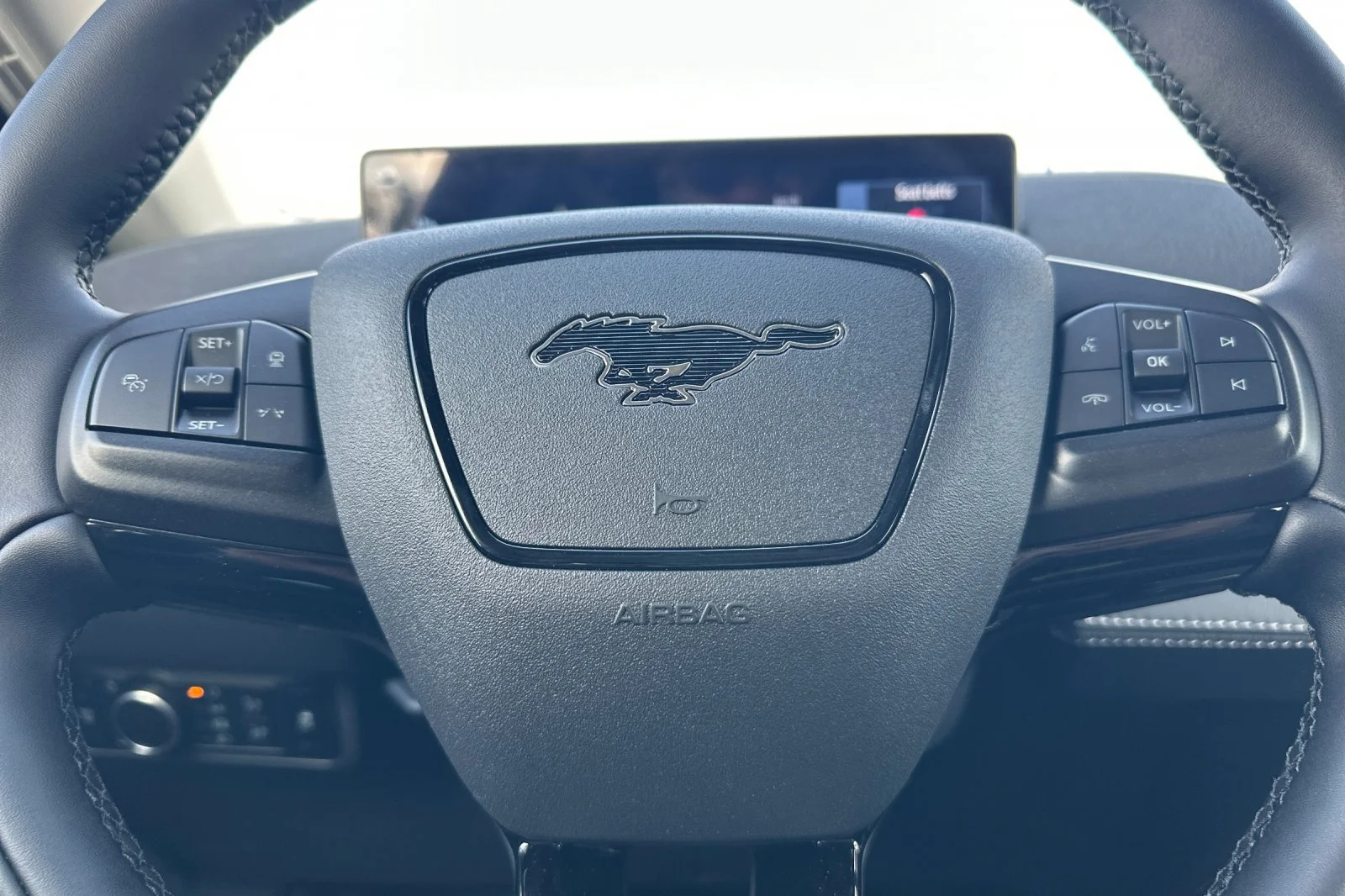 New 2026 Gray Ford Select image 23