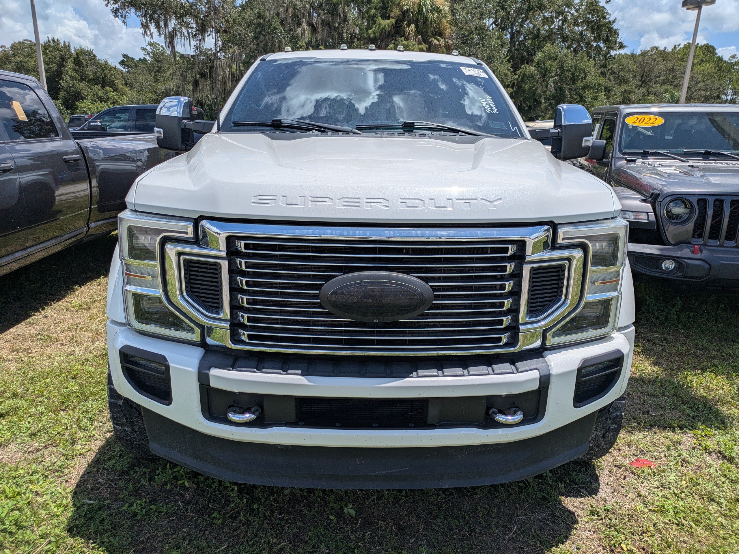 Used 2022  Ford  image 3