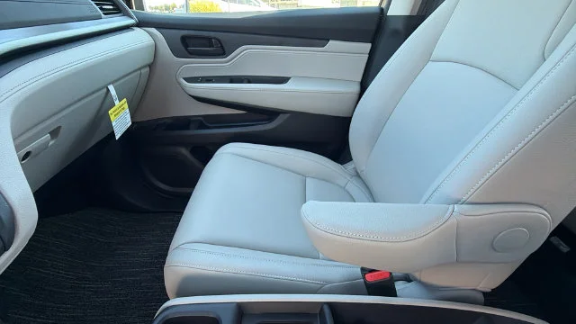 2026 Honda Odyssey EX-L - Photo 20