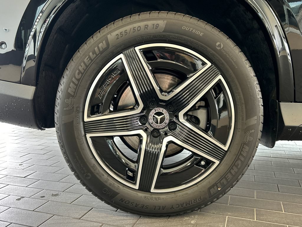 New 2027 Black Mercedes-Benz GLC 300 image 70