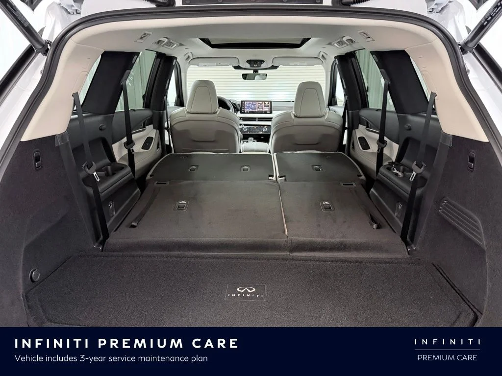 New 2026 RADIANT WHITE INFINITI Luxe FWD image 36
