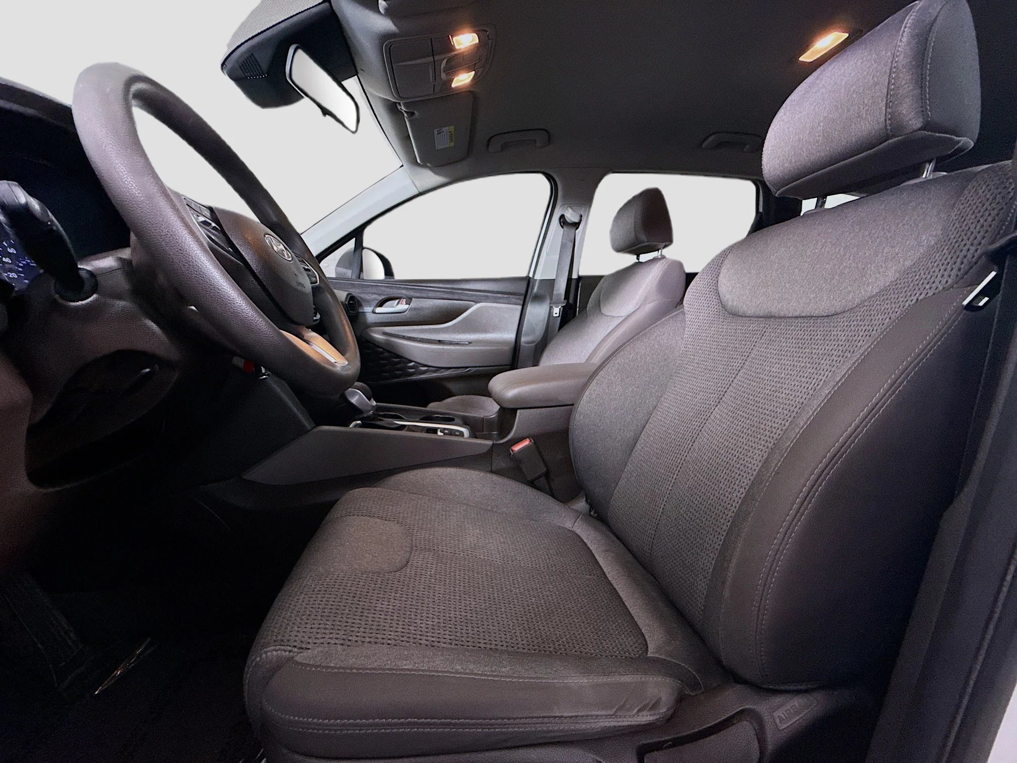 Used 2020 Quartz White Hyundai SE image 17