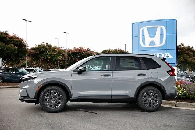 New 2026 Urban Gray Pearl Honda TrailSport image 6