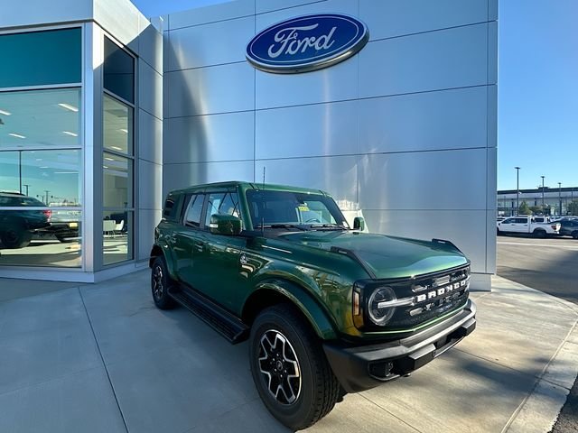 2025 Ford Bronco Outer Banks 4x4's photo