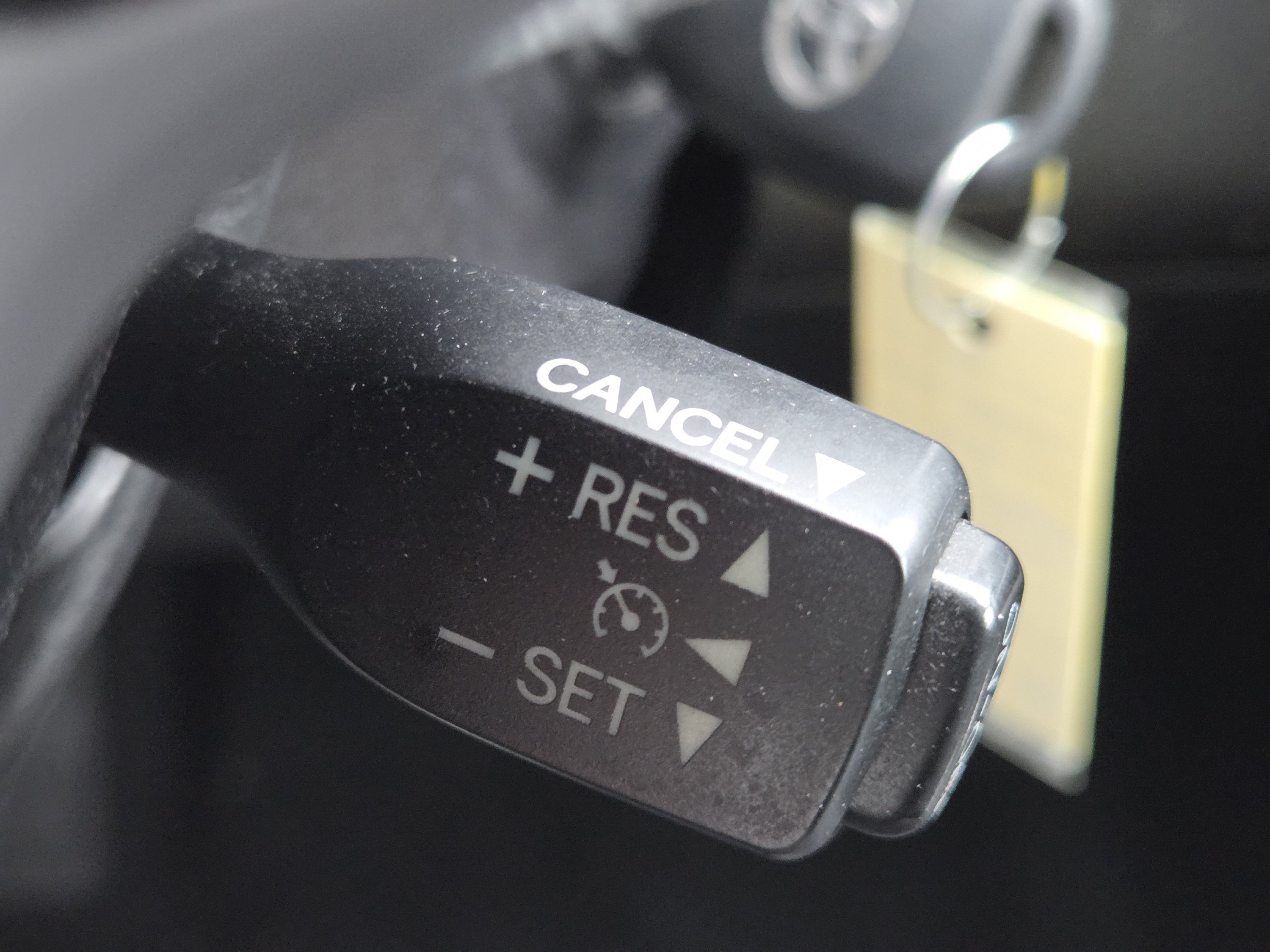Used 2015 Silver Sky Metallic Toyota LE Plus V6 image 10
