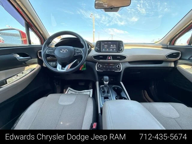 Used 2019 Red Hyundai SE image 28