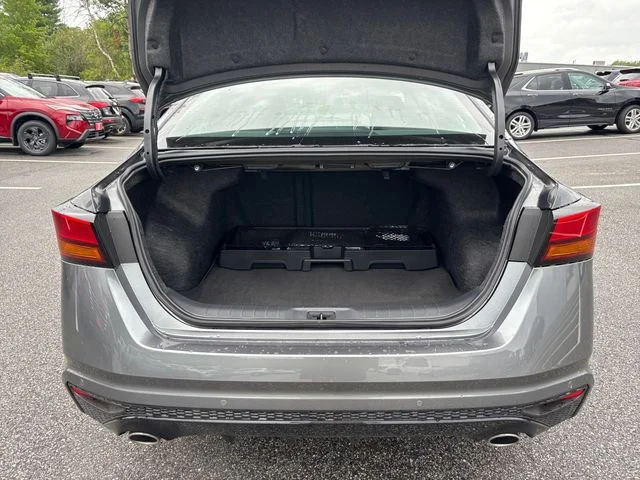 New 2026 Gun Metallic Nissan SR image 17
