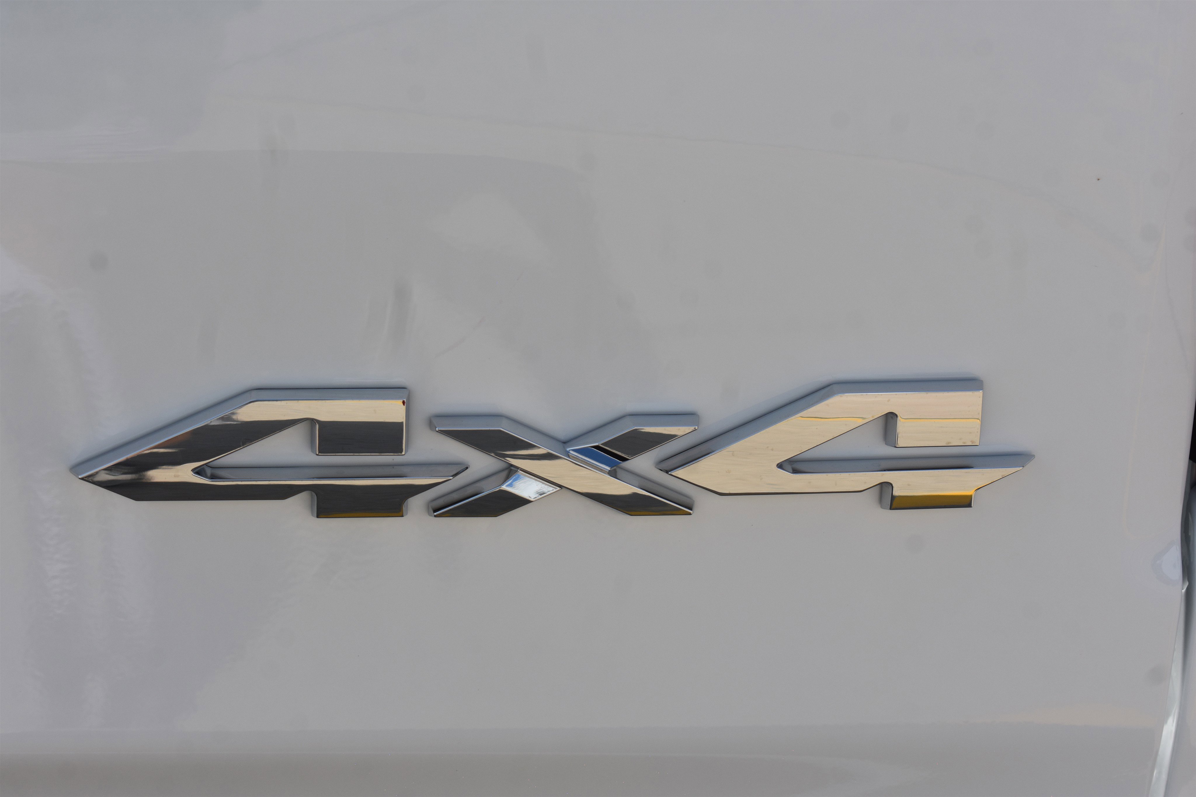 New 2026 Bright White Clear-Coat Exterior Paint RAM Big Horn image 8