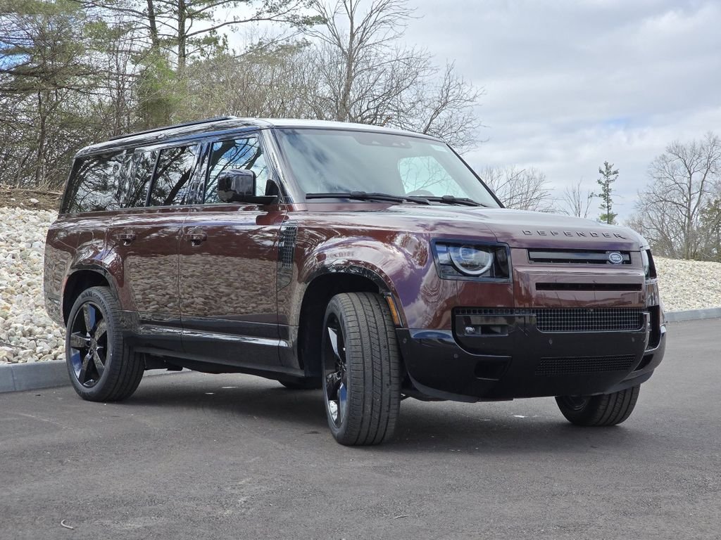 New 2026 Sedona Red Land Rover X-Dynamic se image 27