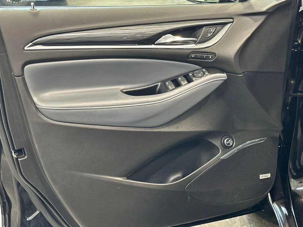 Used 2023 Ebony Twilight Metallic Buick Premium image 13