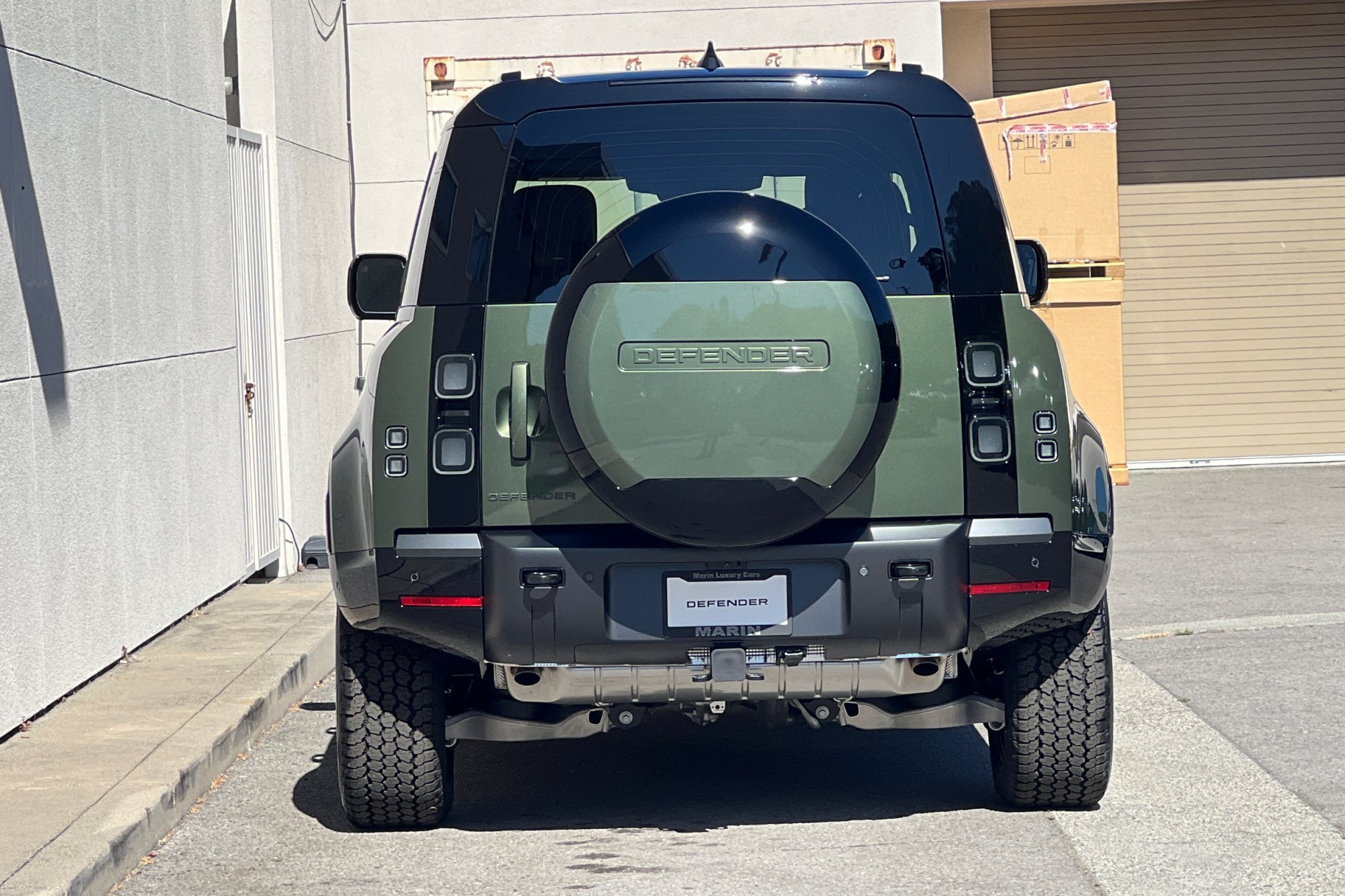 New 2026 Woolstone Green Land Rover X-Dynamic SE image 7