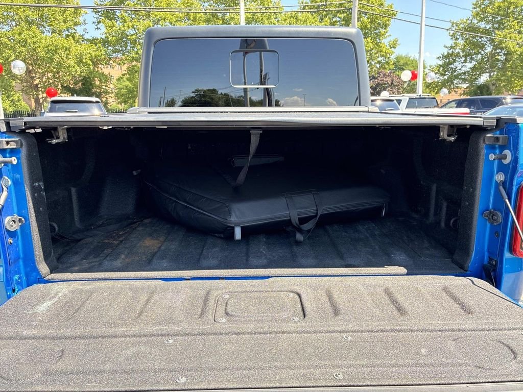 Used 2021 Blue Jeep Rubicon image 12