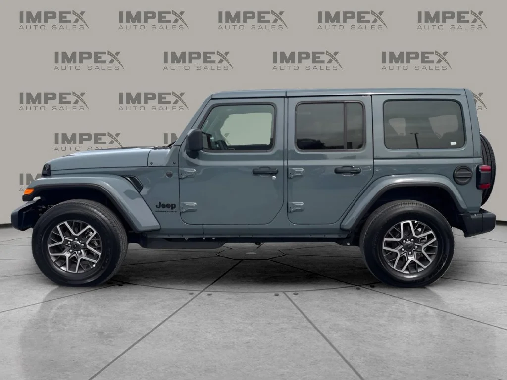 Used 2026 Gray Jeep Sahara image 2