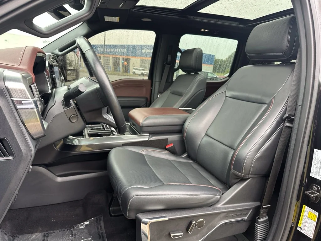 Used 2023 Black Metallic Ford Lariat image 10