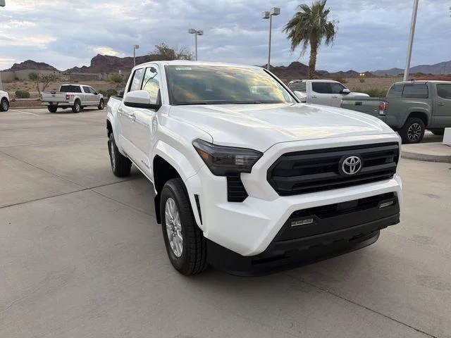New 2026 White Toyota SR5 image 3